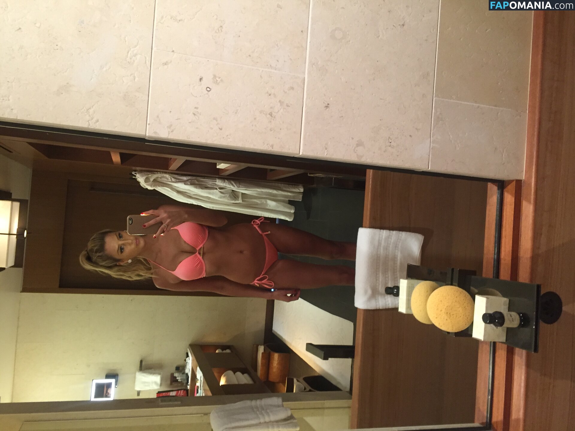 Emma Hernan Nudo Foto trapelata #578