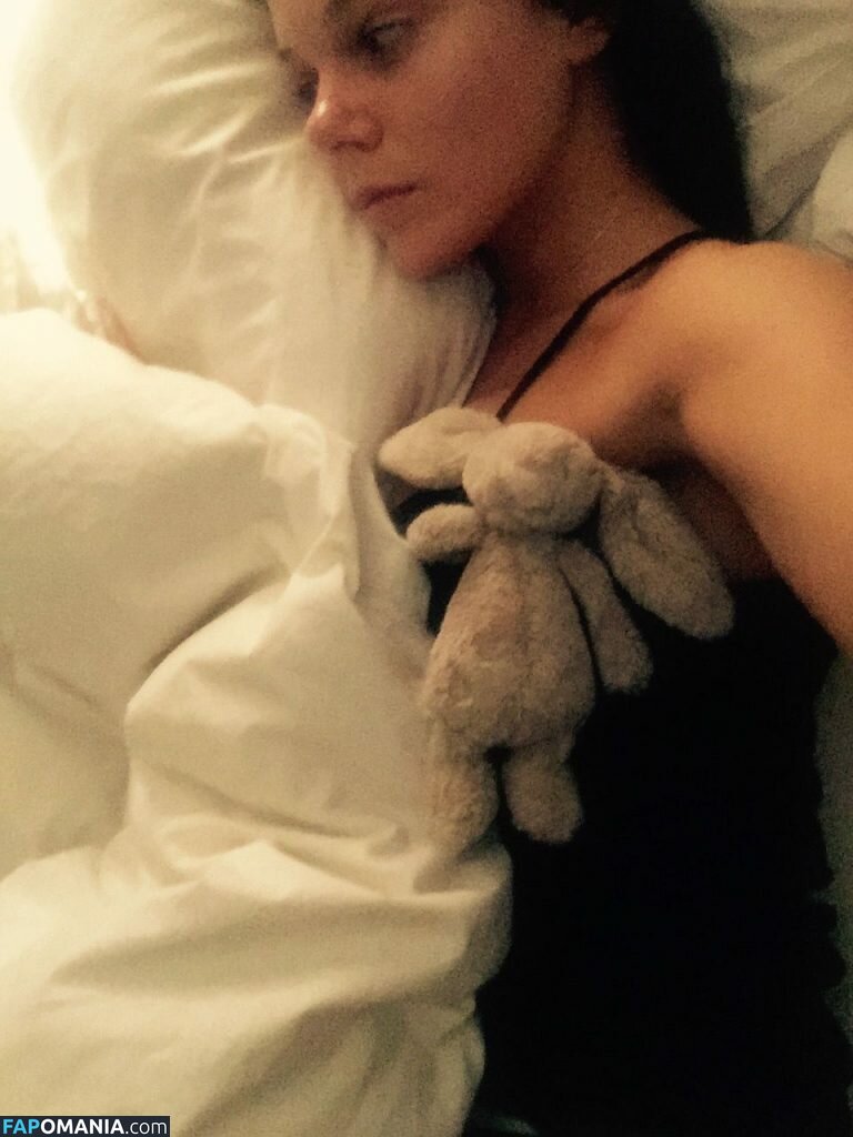 Faye Brookes Nudo Foto trapelata #6