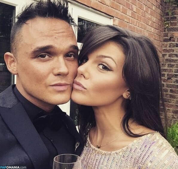 Faye Brookes Nudo Foto trapelata #14
