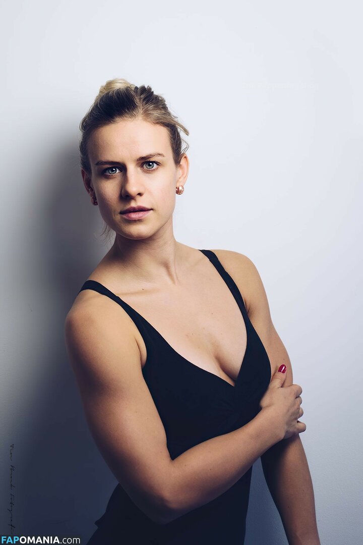 Femke Aaldering Nudo Foto trapelata #9