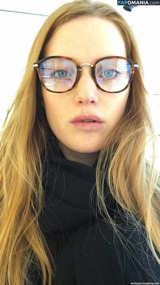 Fleur Geffrier Nudo Foto trapelata #8