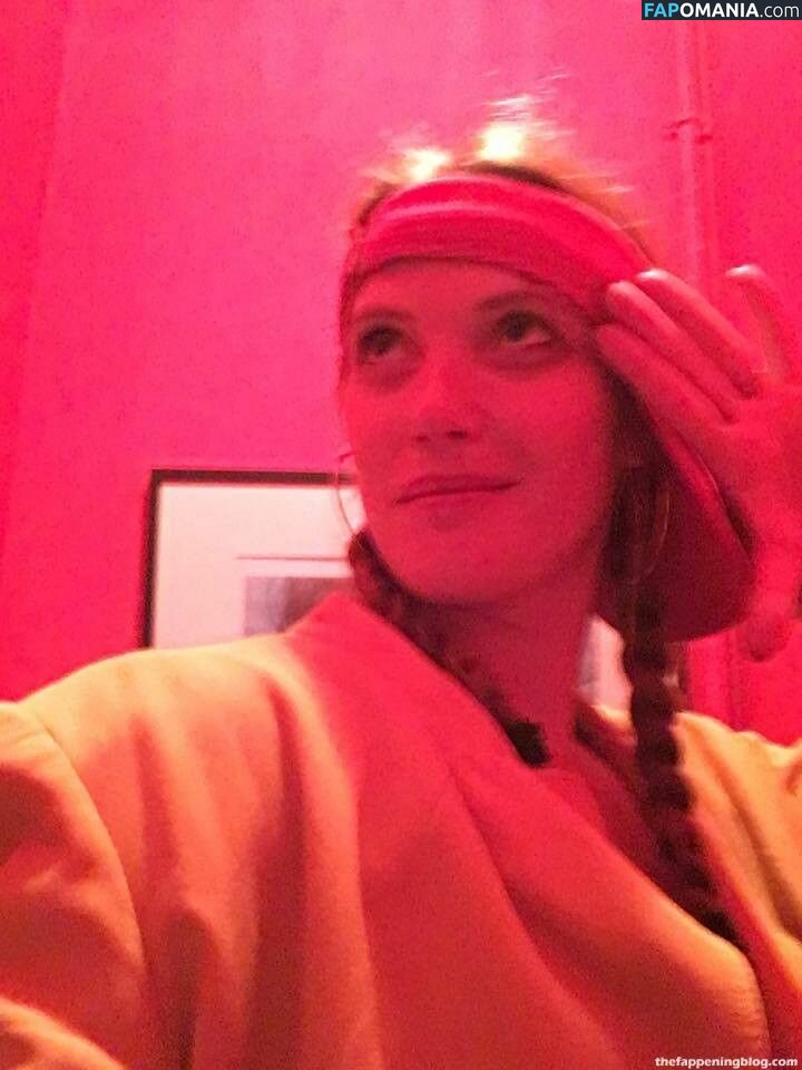 Fleur Geffrier Nudo Foto trapelata #31