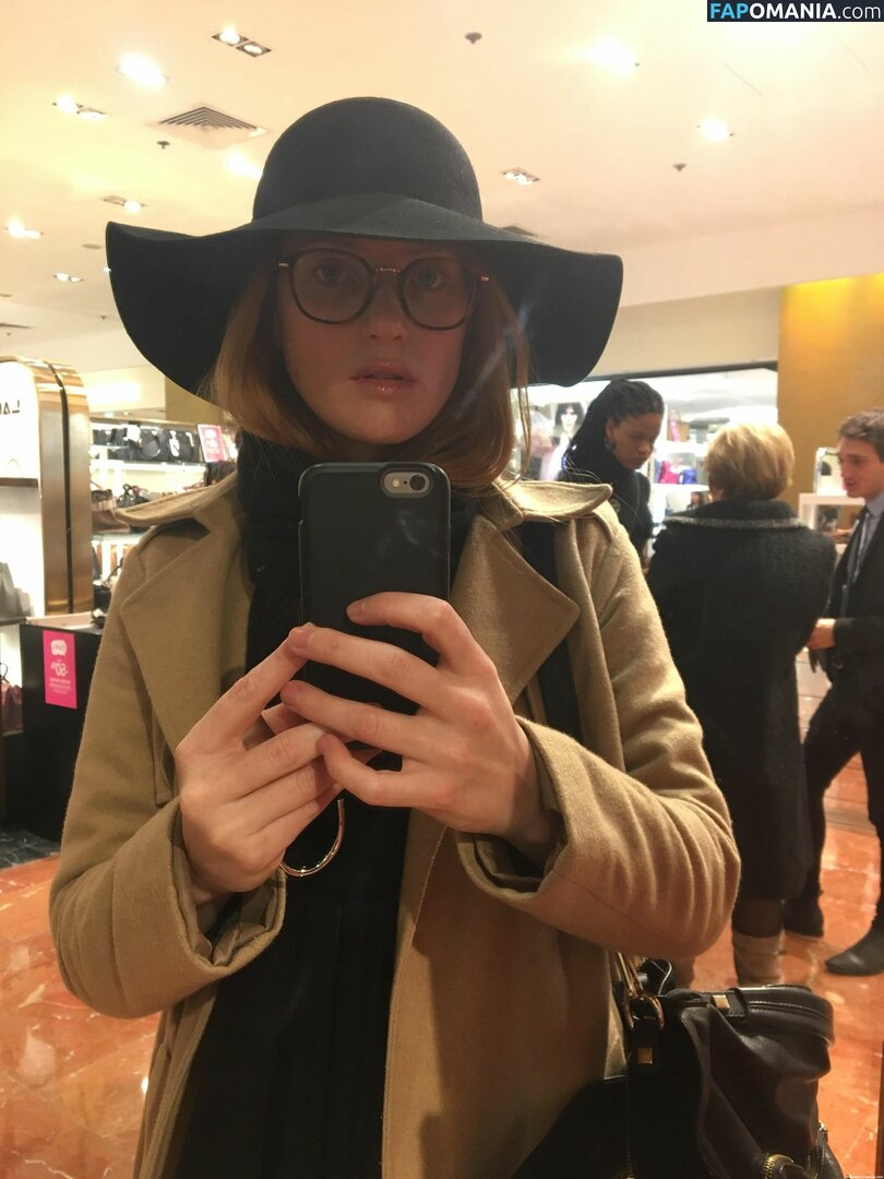 Fleur Geffrier Nudo Foto trapelata #34