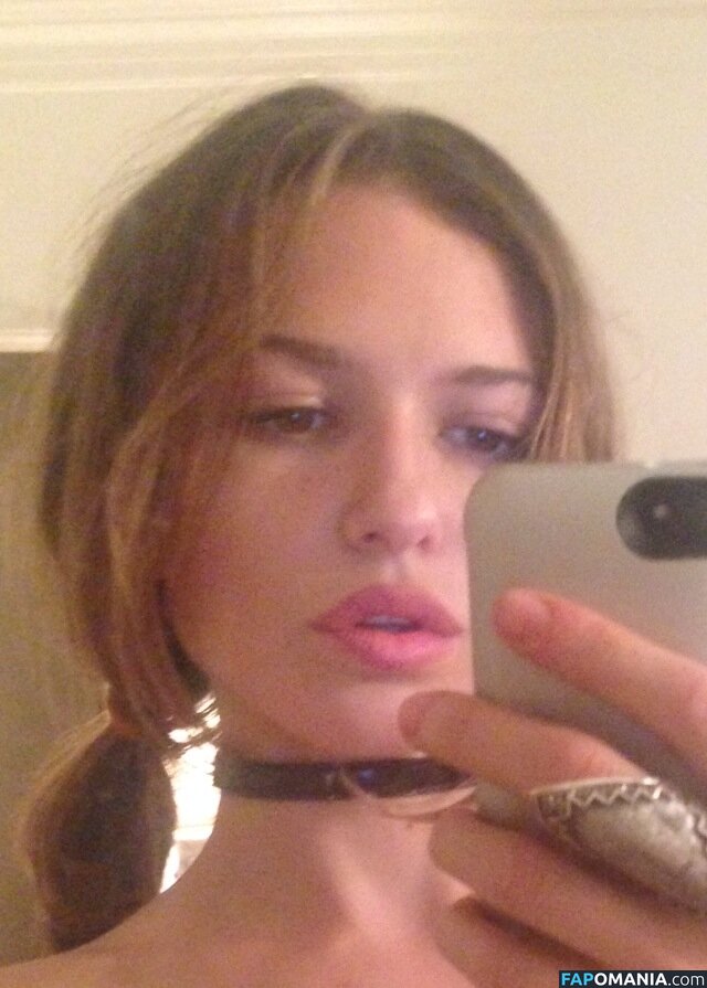 Hailey Gates And Paige Elkington Nudo Foto trapelata #101