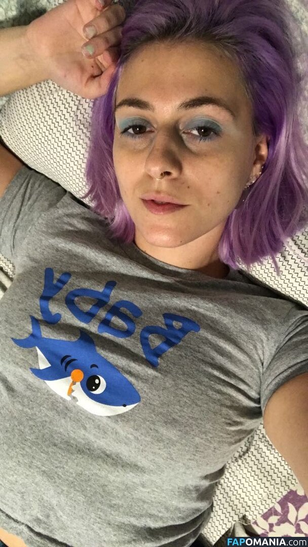 Hannah Schewel Nudo Foto trapelata #3