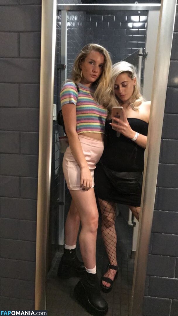 Hannah Schewel Nudo Foto trapelata #41