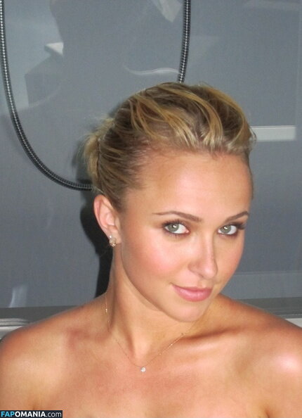 Hayden Panettiere Nudo Foto trapelata #38