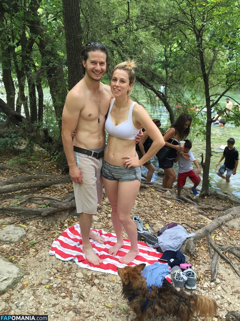 Iliza Shlesinger Nudo Foto trapelata #92