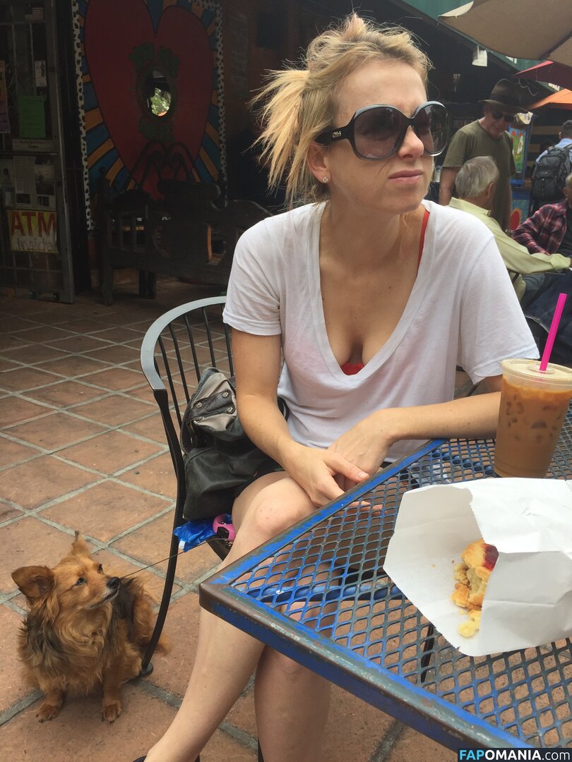 Iliza Shlesinger Nudo Foto trapelata #124