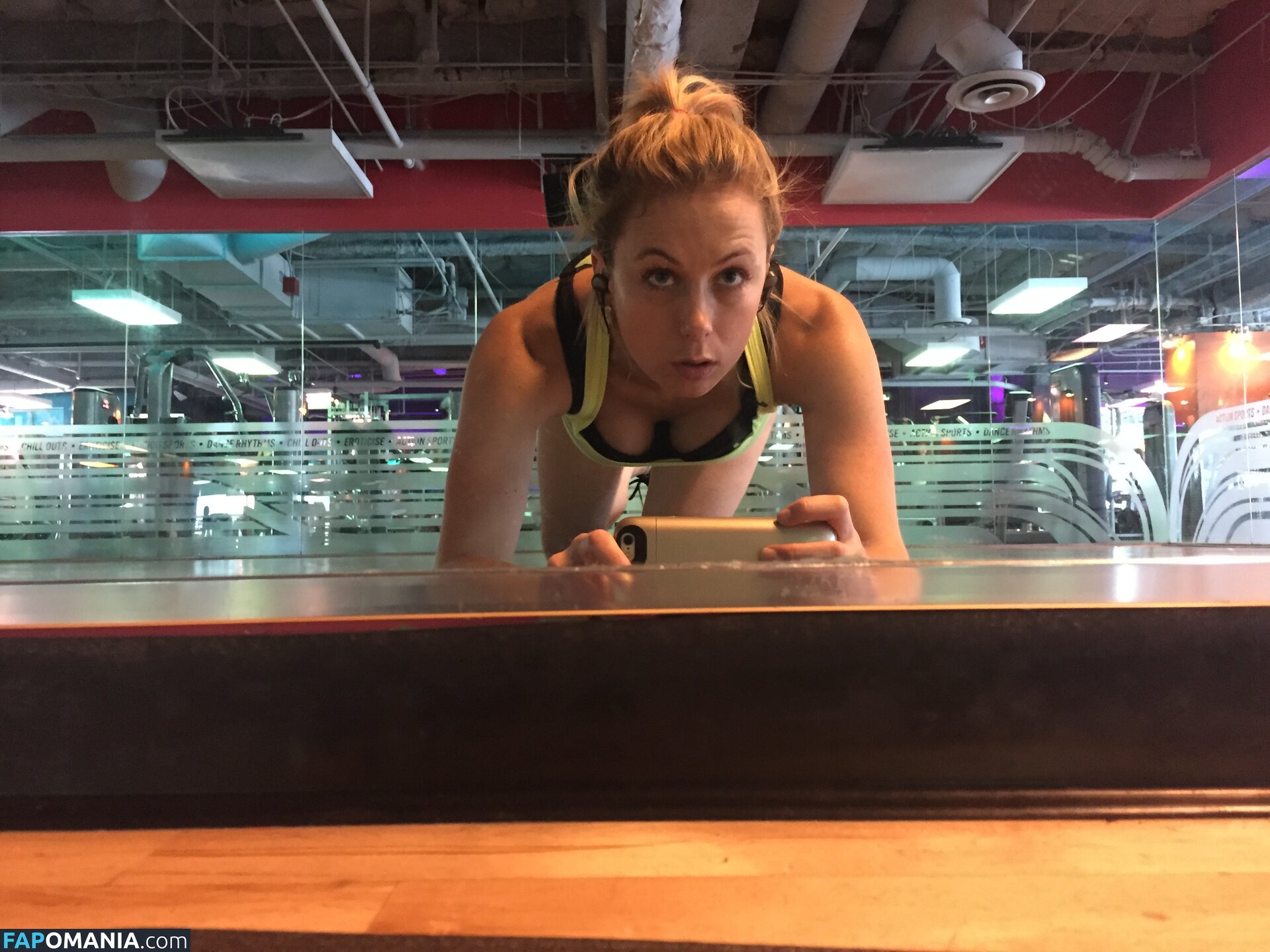 Iliza Shlesinger Nudo Foto trapelata #135