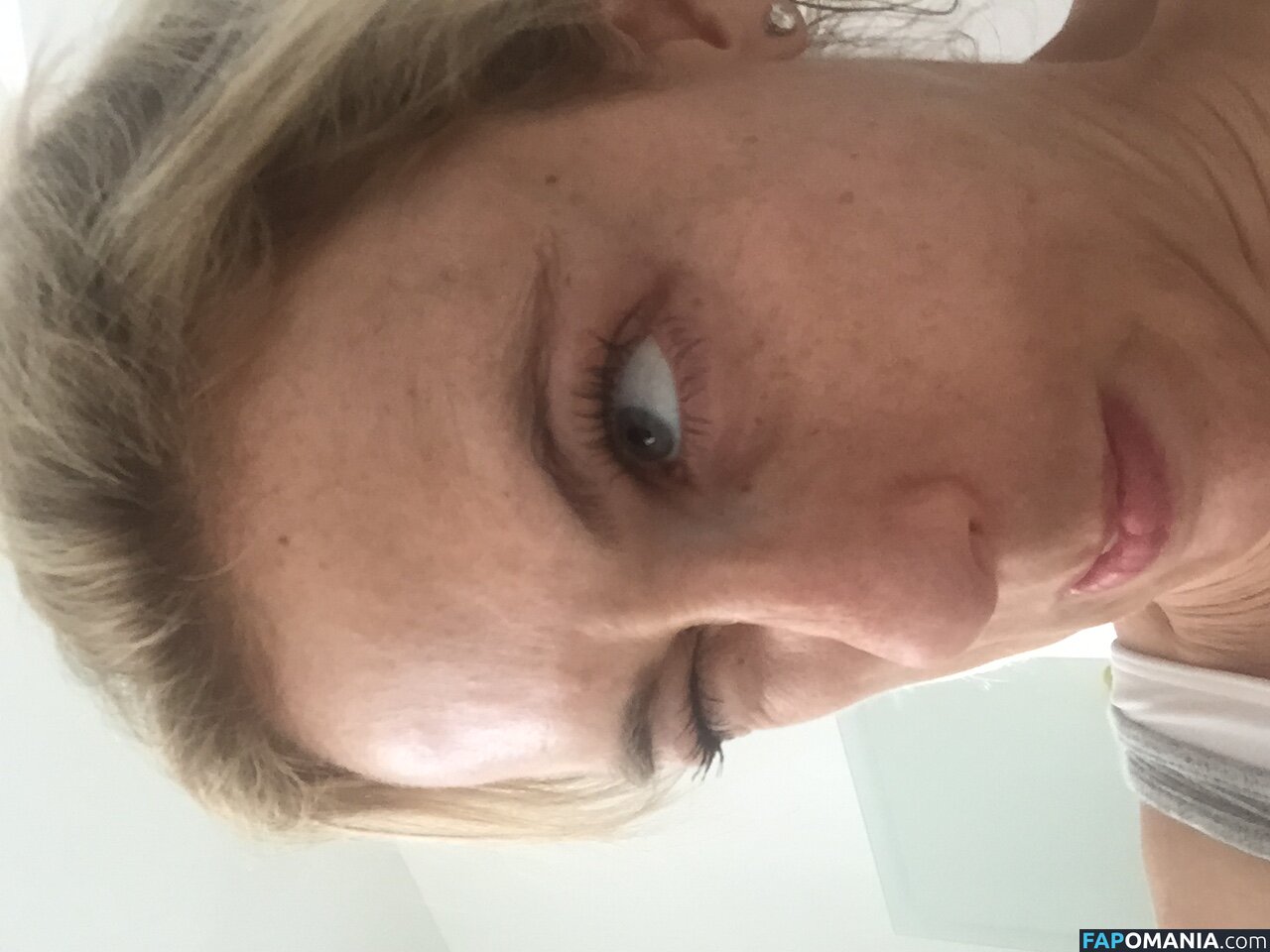 Iliza Shlesinger Nudo Foto trapelata #177