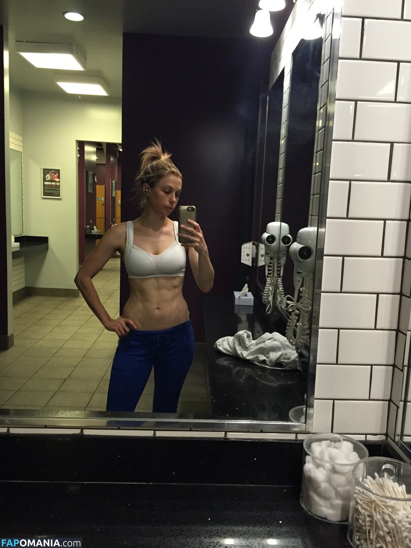 Iliza Shlesinger Nudo Foto trapelata #181