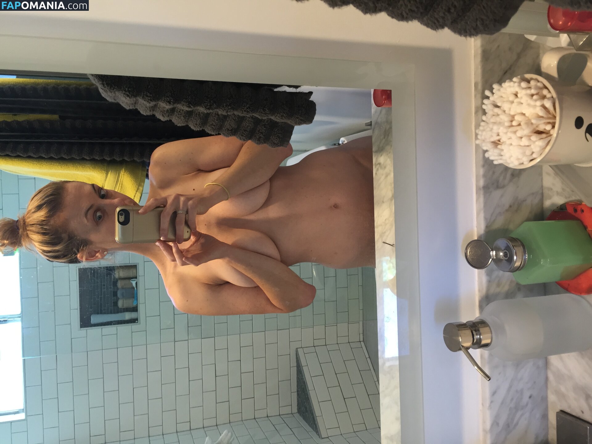 Iliza Shlesinger Nudo Foto trapelata #197