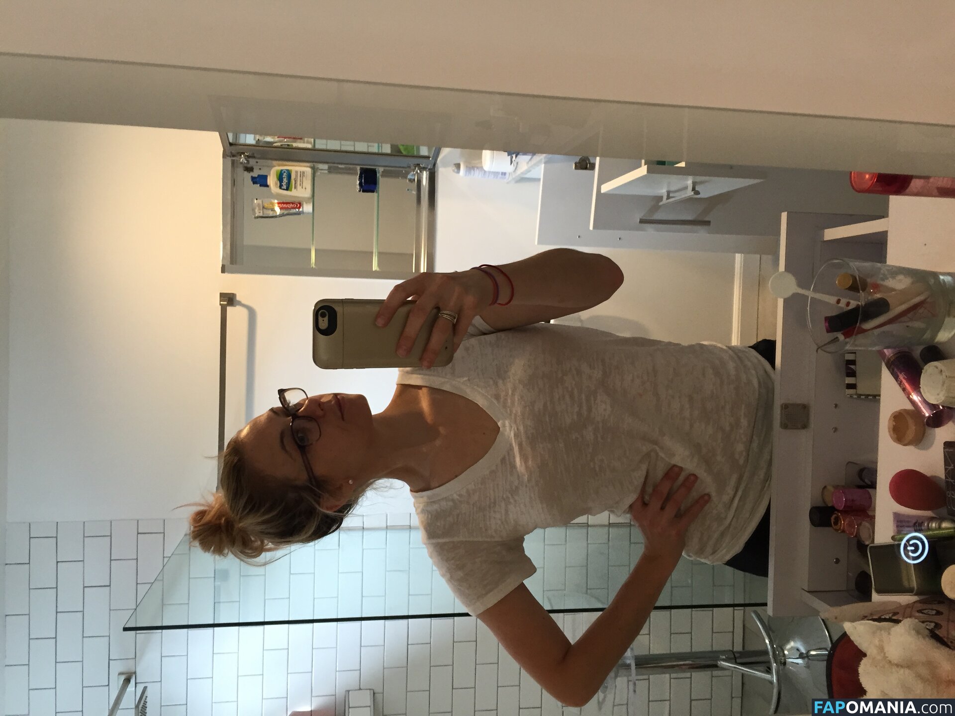 Iliza Shlesinger Nudo Foto trapelata #198