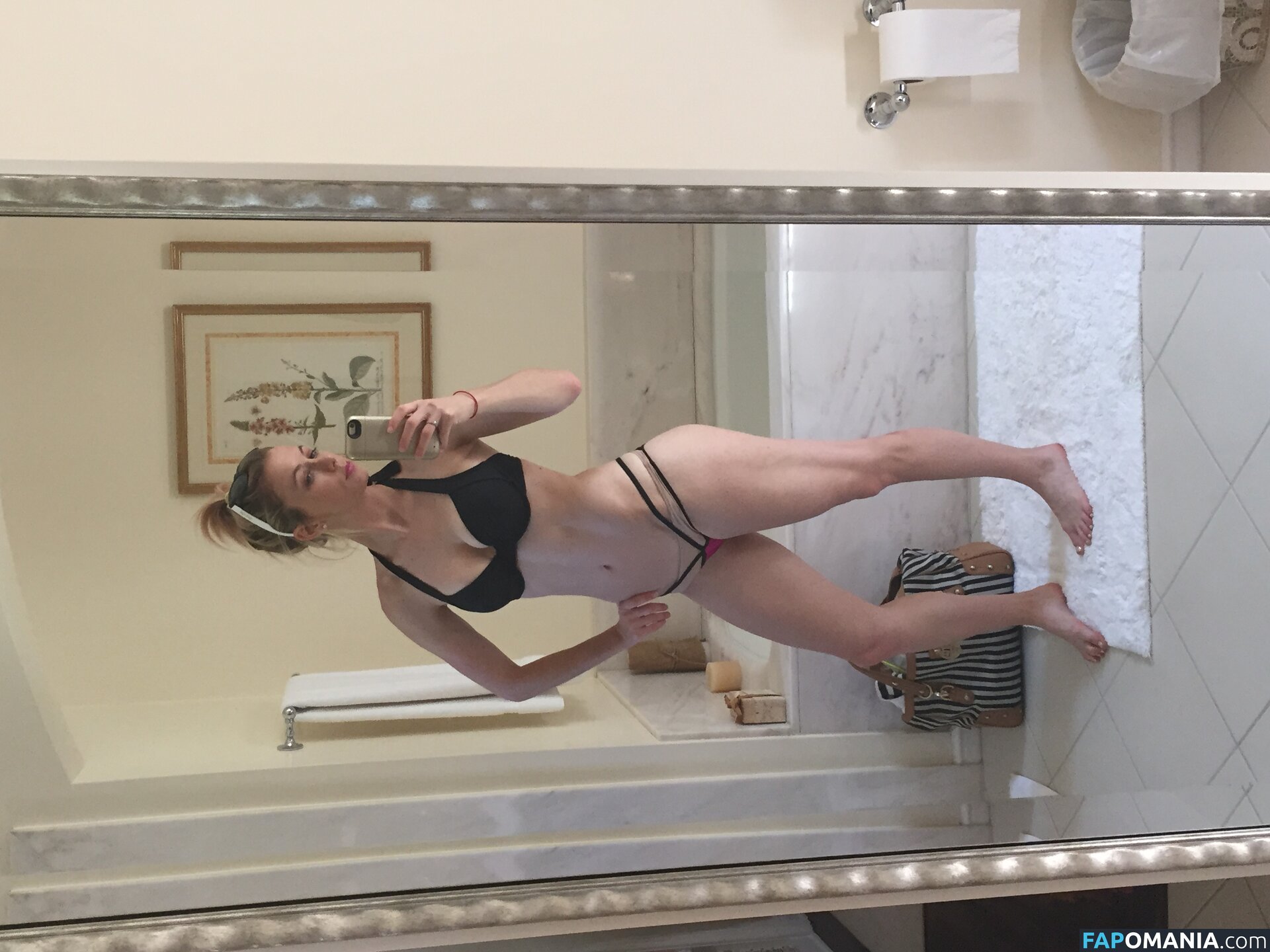 Iliza Shlesinger Nudo Foto trapelata #213