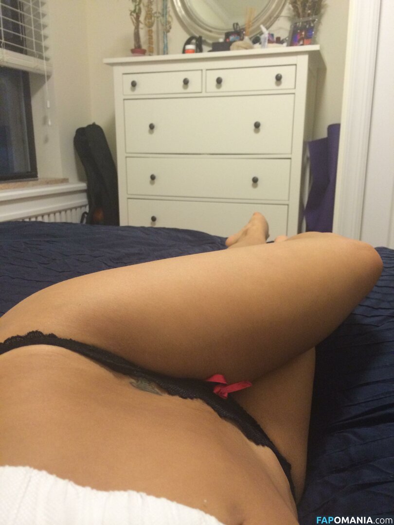 Jackie Cruz Nudo Foto trapelata #13