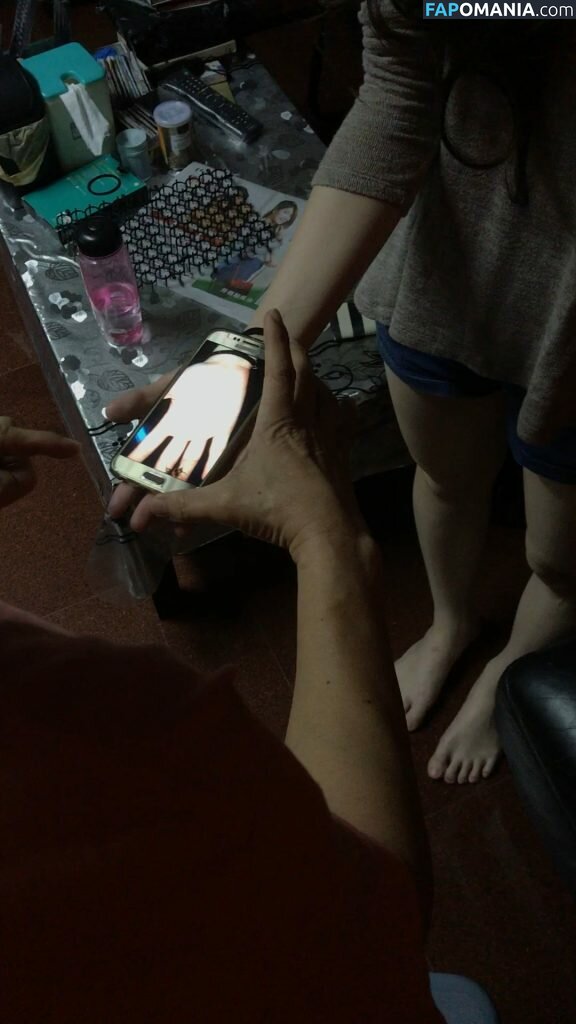 Janella Ooi Nudo Foto trapelata #45