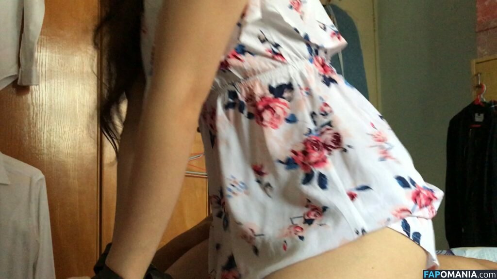 Janella Ooi Nudo Foto trapelata #51