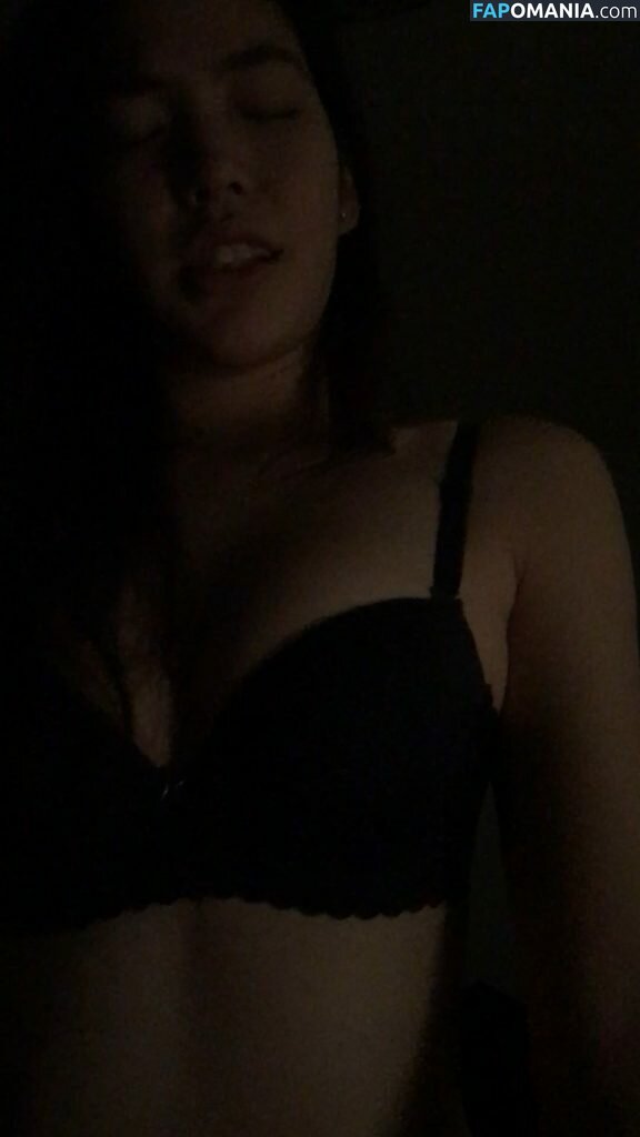 Janella Ooi Nudo Foto trapelata #84