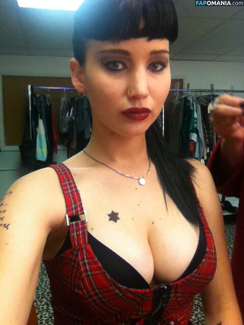 Jennifer Lawrence Nudo Foto trapelata #45