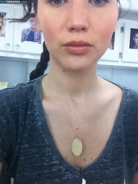 Jennifer Lawrence Nudo Foto trapelata #52