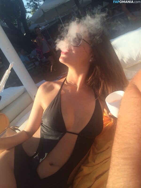 Jennifer Metcalfe Nudo Foto trapelata #7