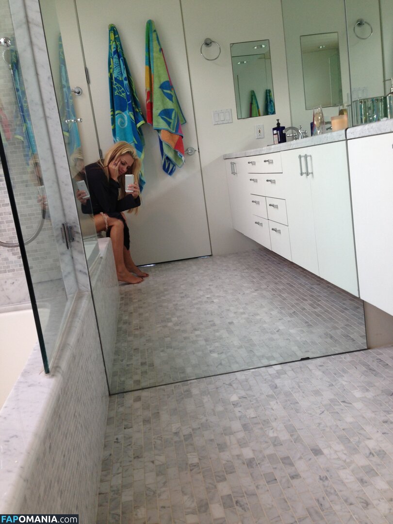 Jenny McCarthy Nudo Foto trapelata #19