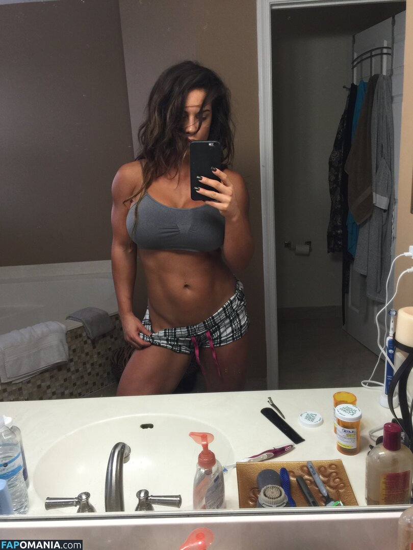 Kaitlyn WWE Nudo Foto trapelata #62