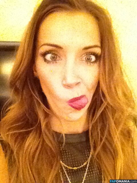 Katie Cassidy Nudo Foto trapelata #11