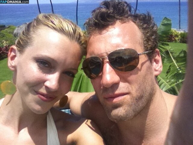 Katie Cassidy Nudo Foto trapelata #13