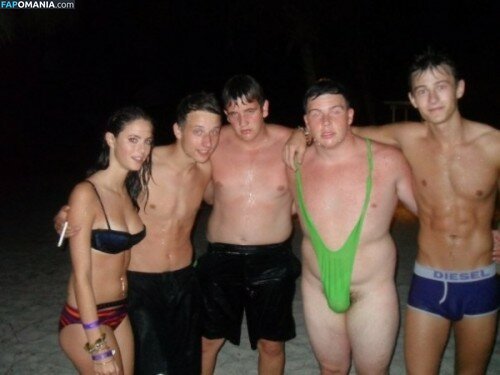 Kaya Scodelario Nudo Foto trapelata #27