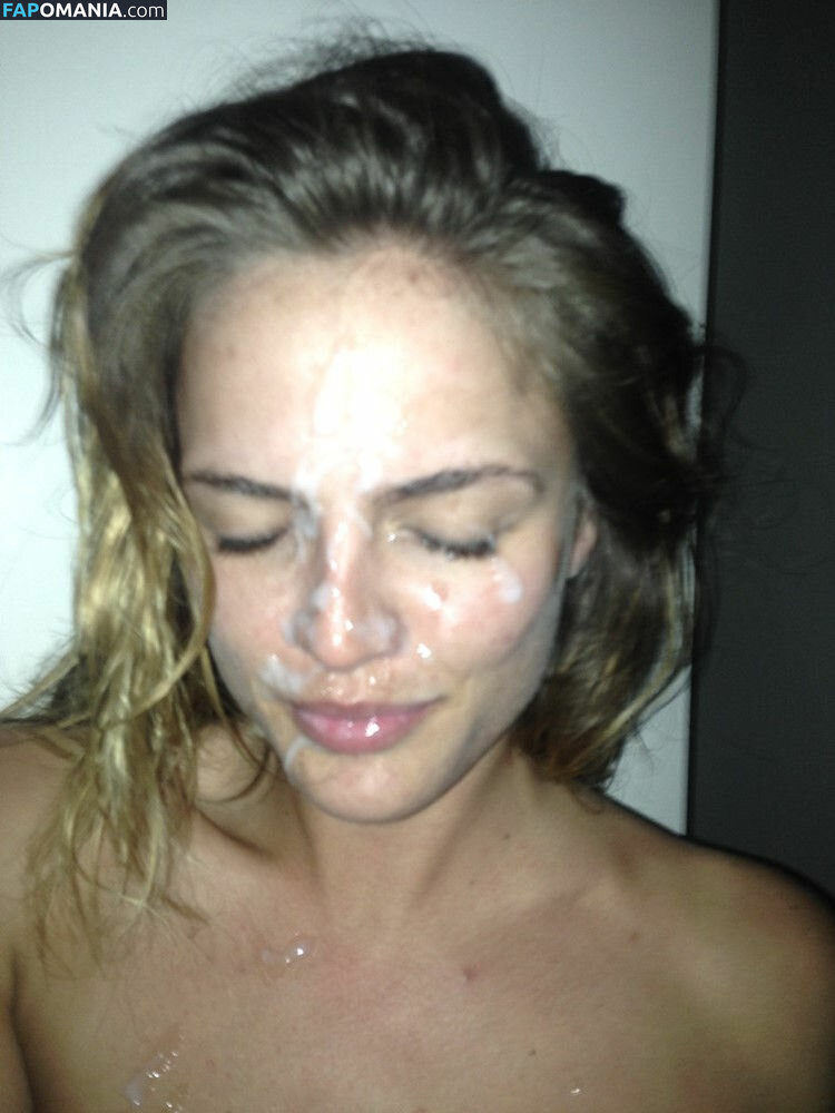 Kelsey Laverack Nudo Foto trapelata #2