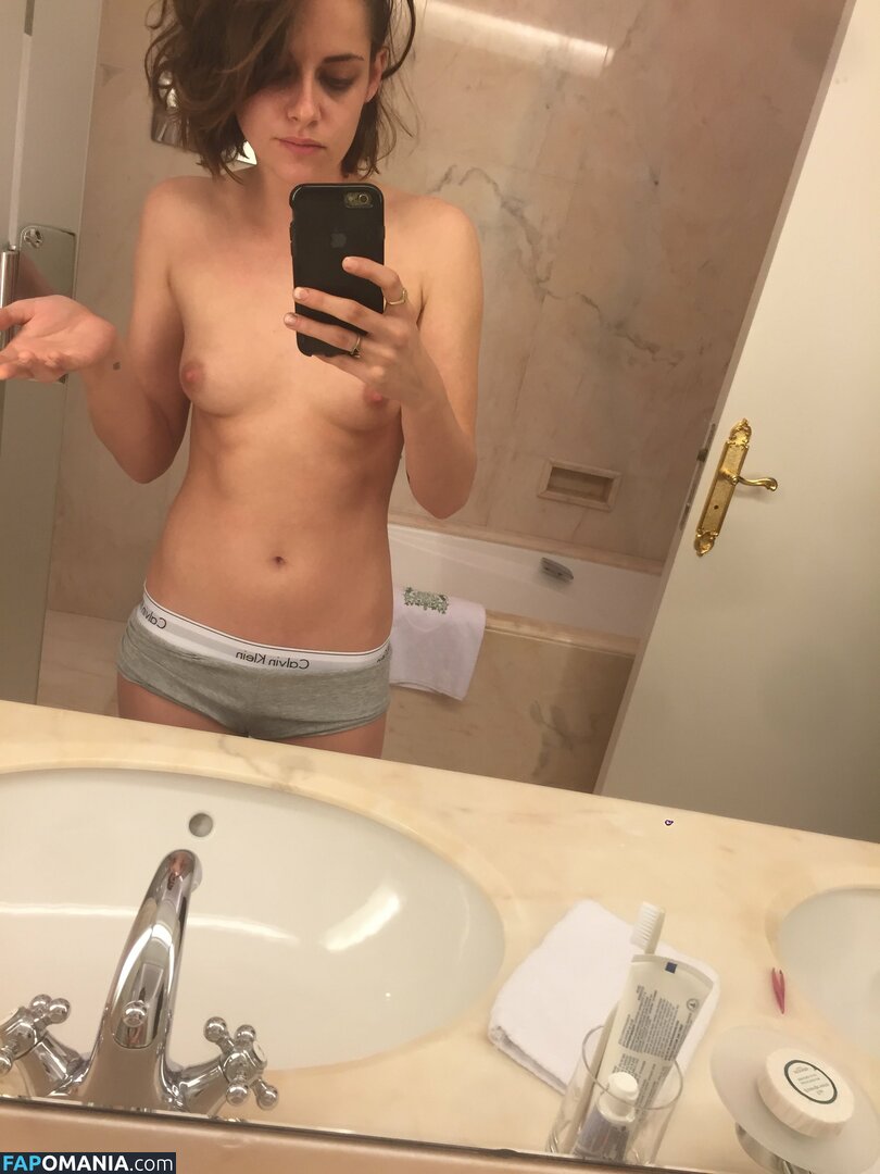 Kristen Stewart Nudo Foto trapelata #78