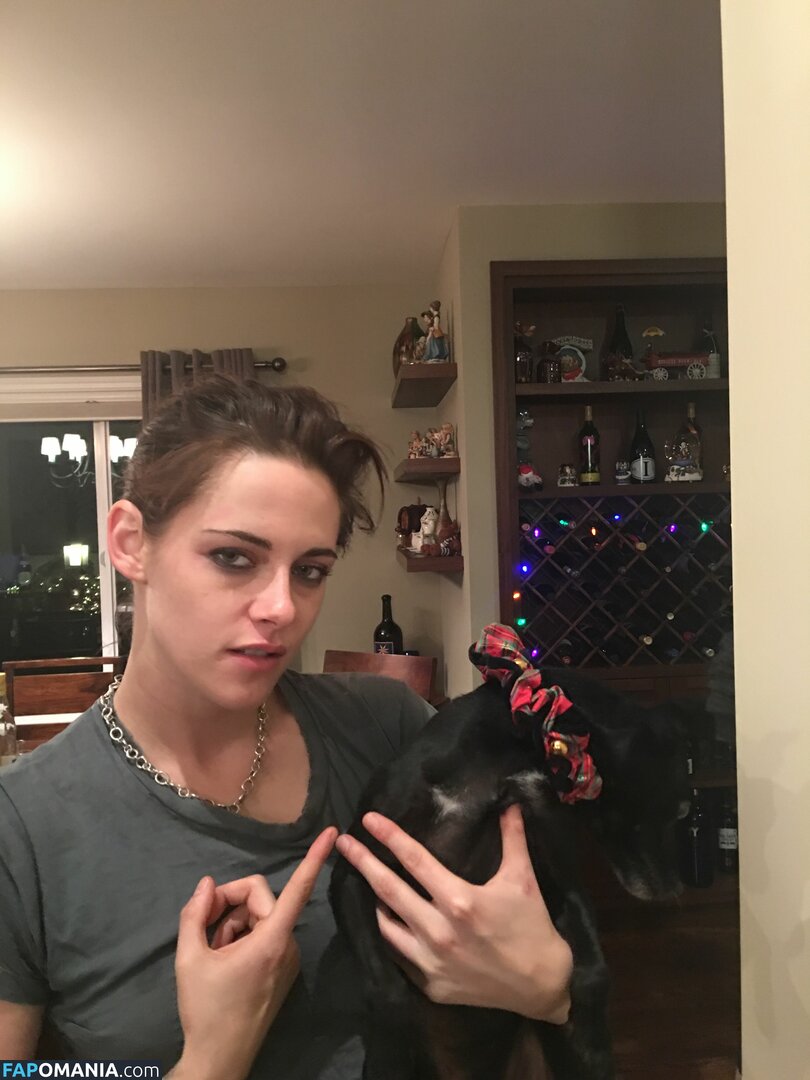 Kristen Stewart Nudo Foto trapelata #113