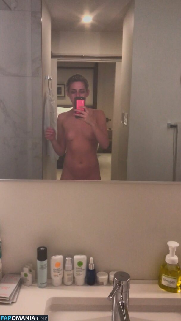 Kristen Stewart Nudo Foto trapelata #155