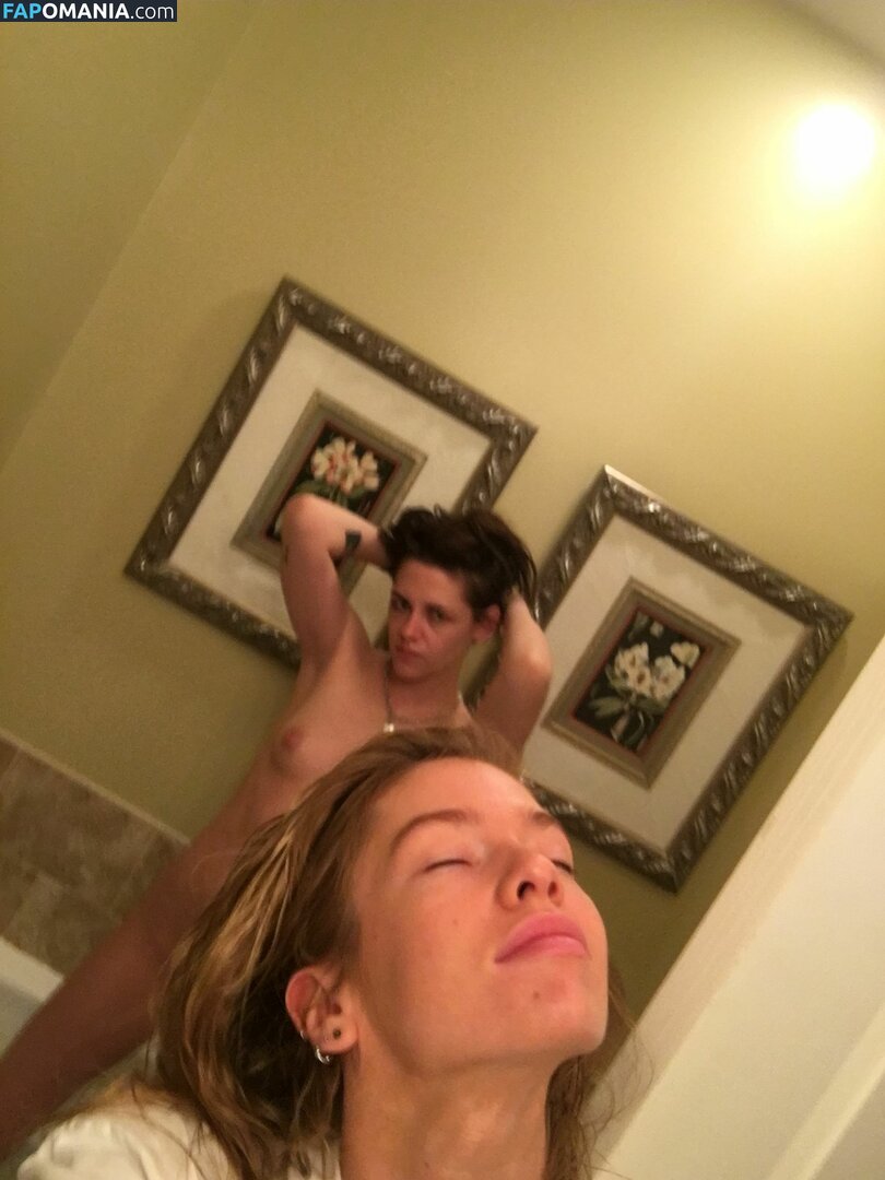 Kristen Stewart Nudo Foto trapelata #254