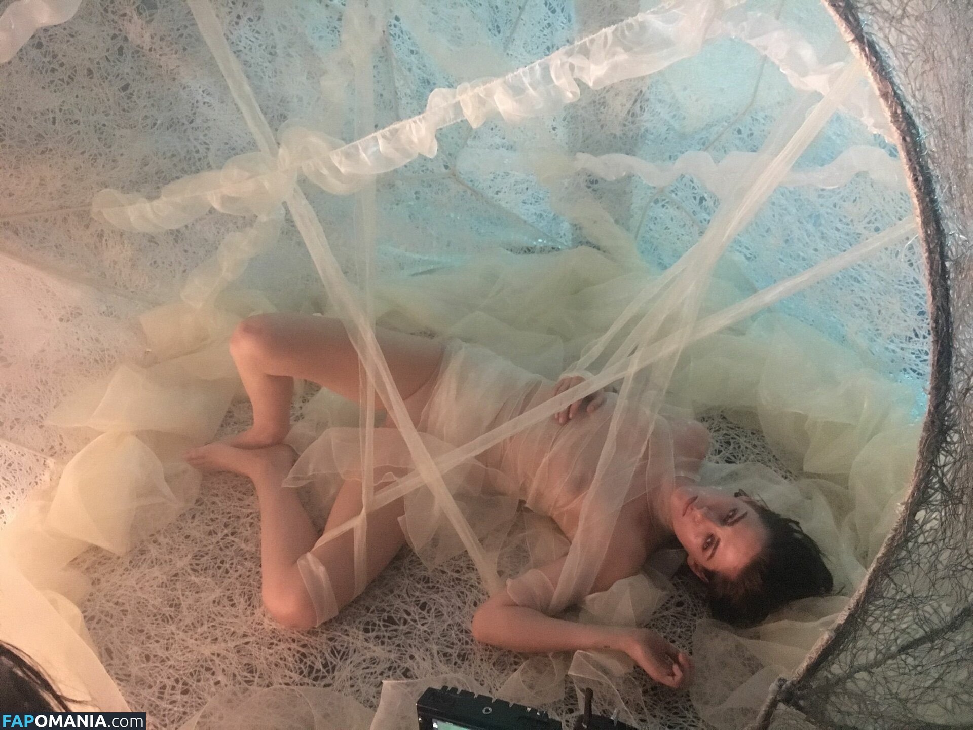 Kristen Stewart Nudo Foto trapelata #255