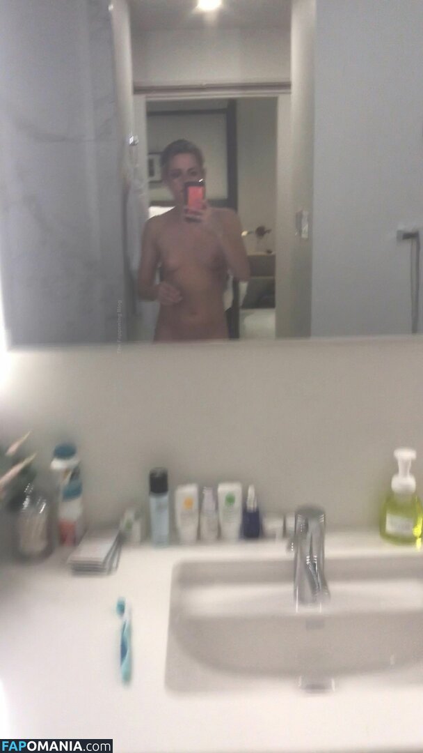 Kristen Stewart Nudo Foto trapelata #286