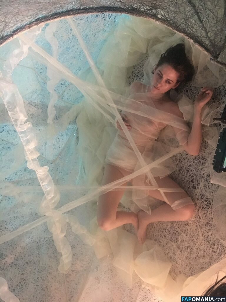 Kristen Stewart Nudo Foto trapelata #328