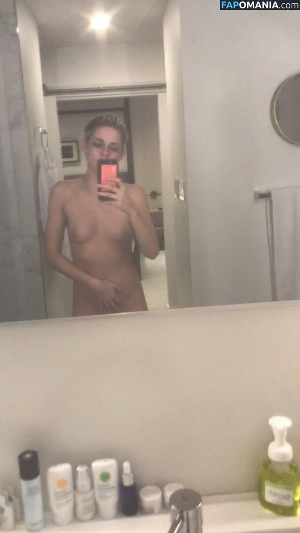 Kristen Stewart Nudo Foto trapelata #354