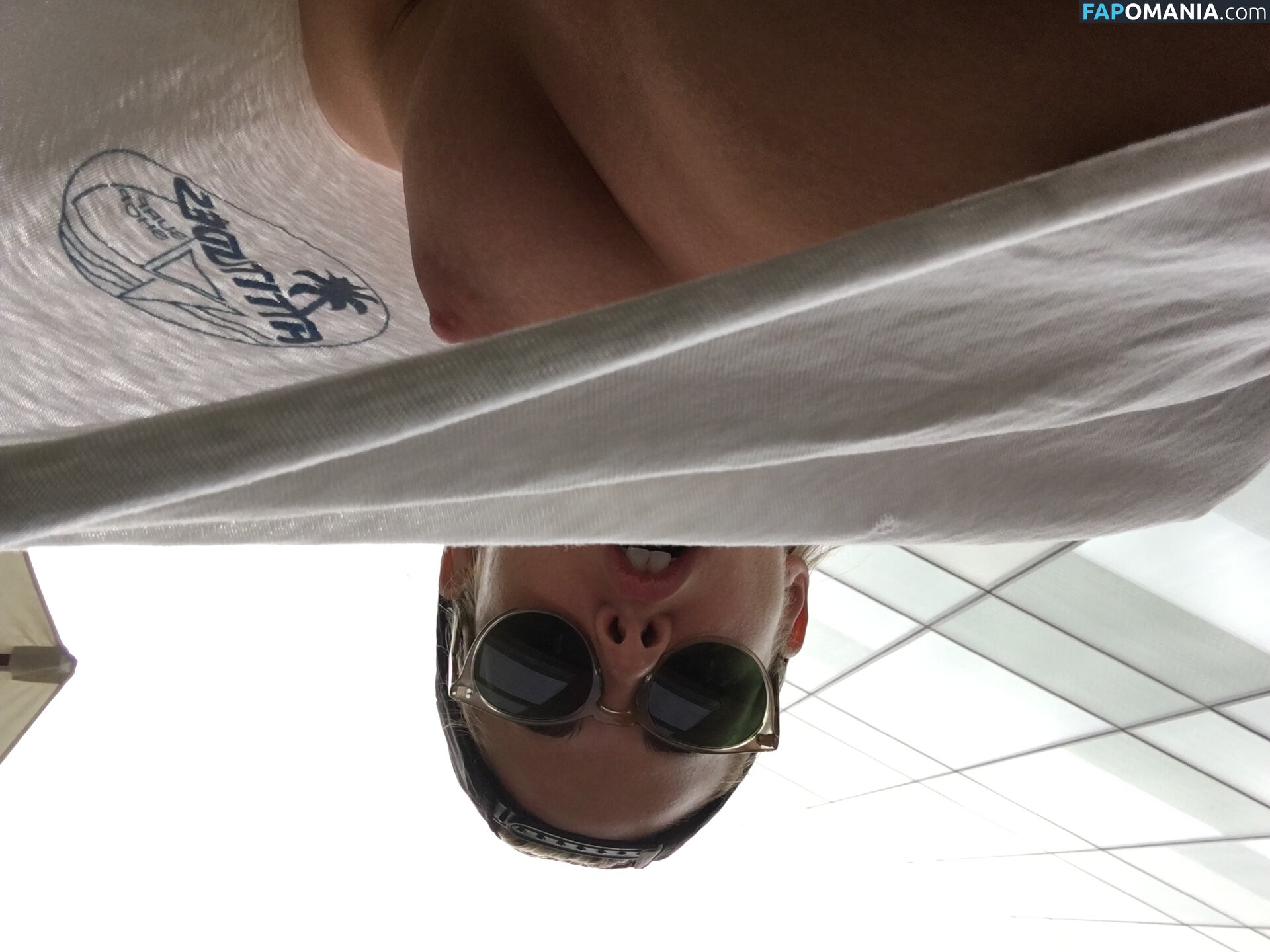 Kristen Stewart Nudo Foto trapelata #402