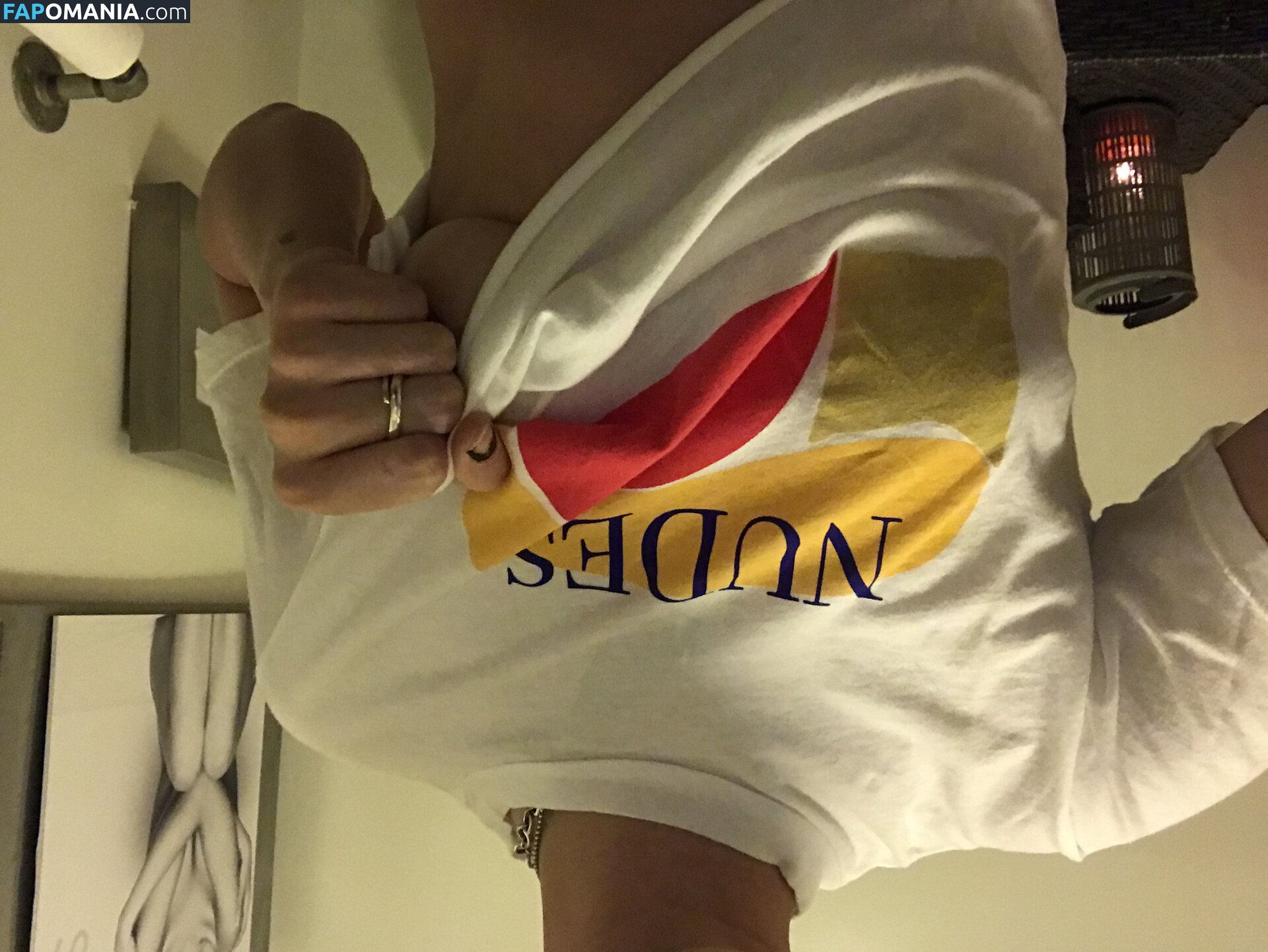 Kristen Stewart Nudo Foto trapelata #403