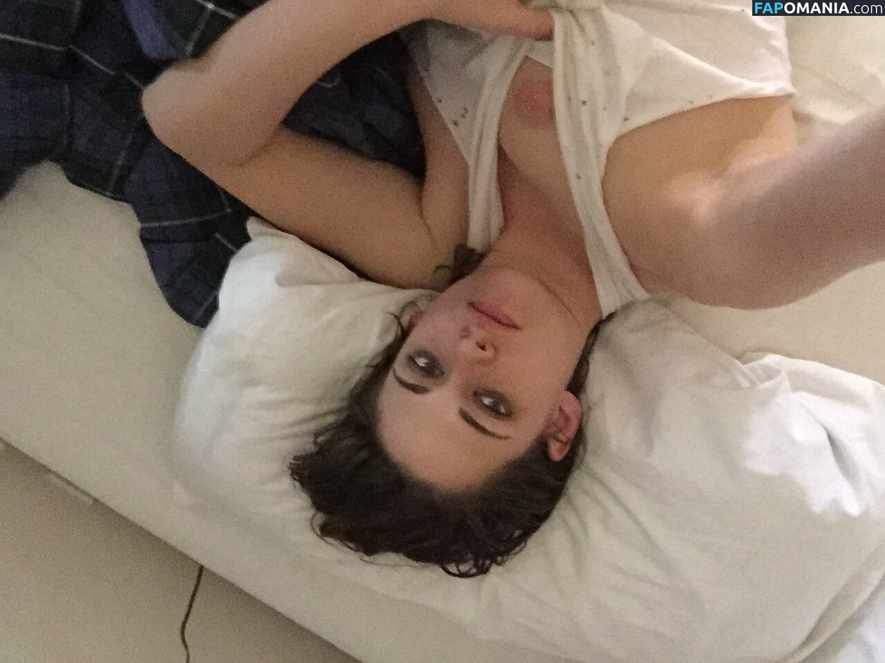 Kristen Stewart Nudo Foto trapelata #414