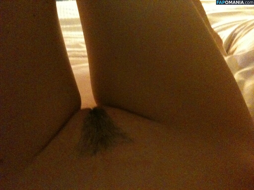 Krysten Ritter Nudo Foto trapelata #11