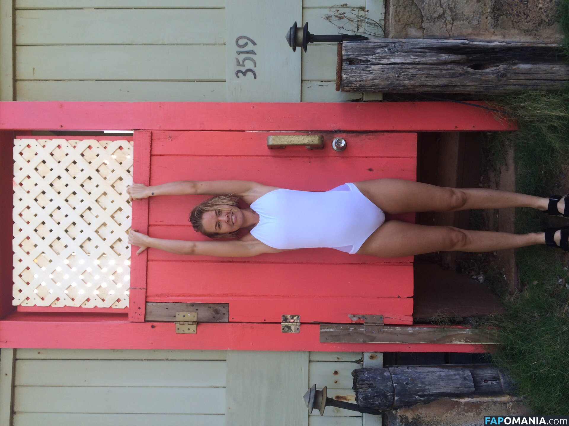 Lara Bingle Nudo Foto trapelata #338