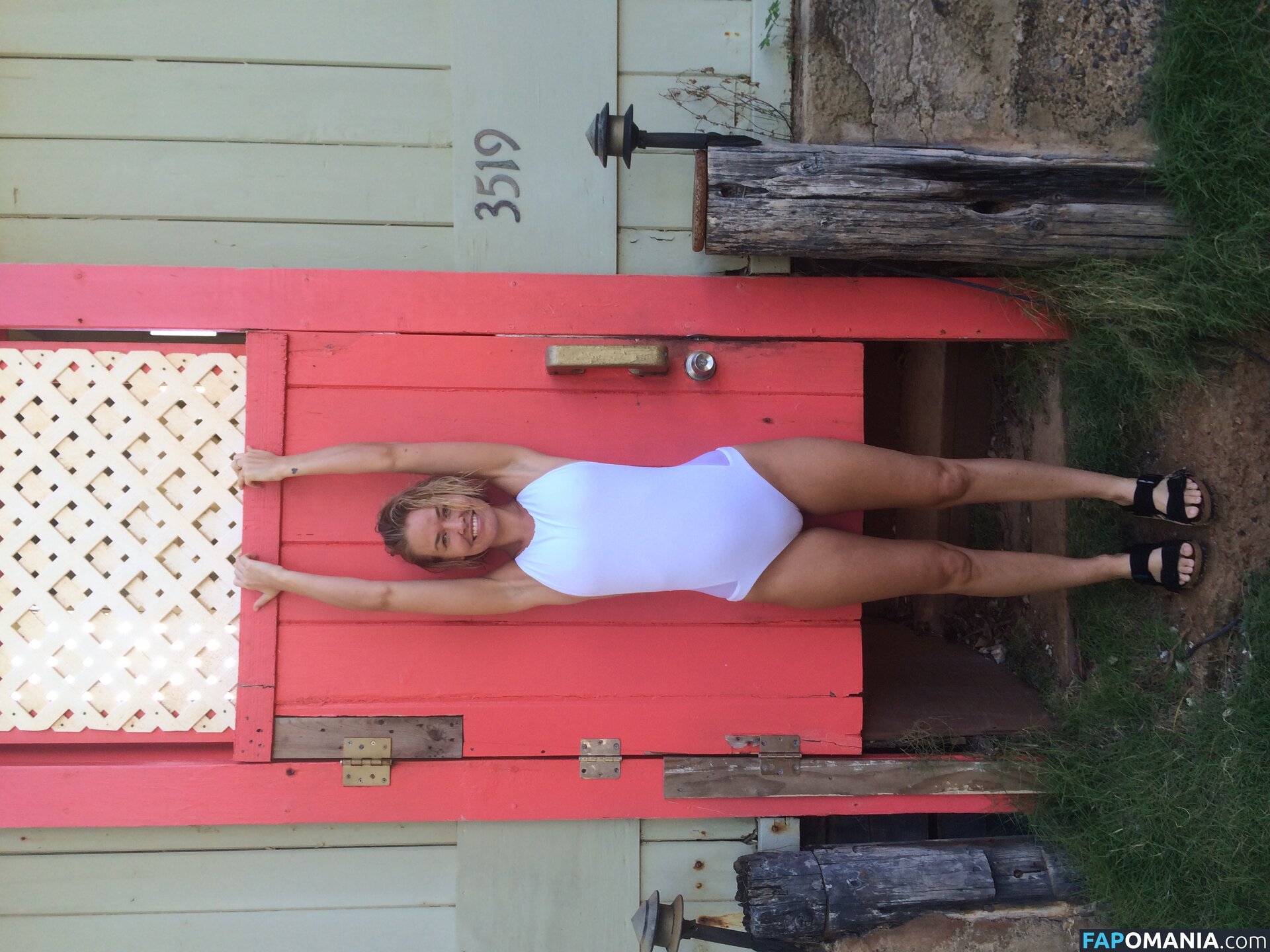 Lara Bingle Nudo Foto trapelata #340