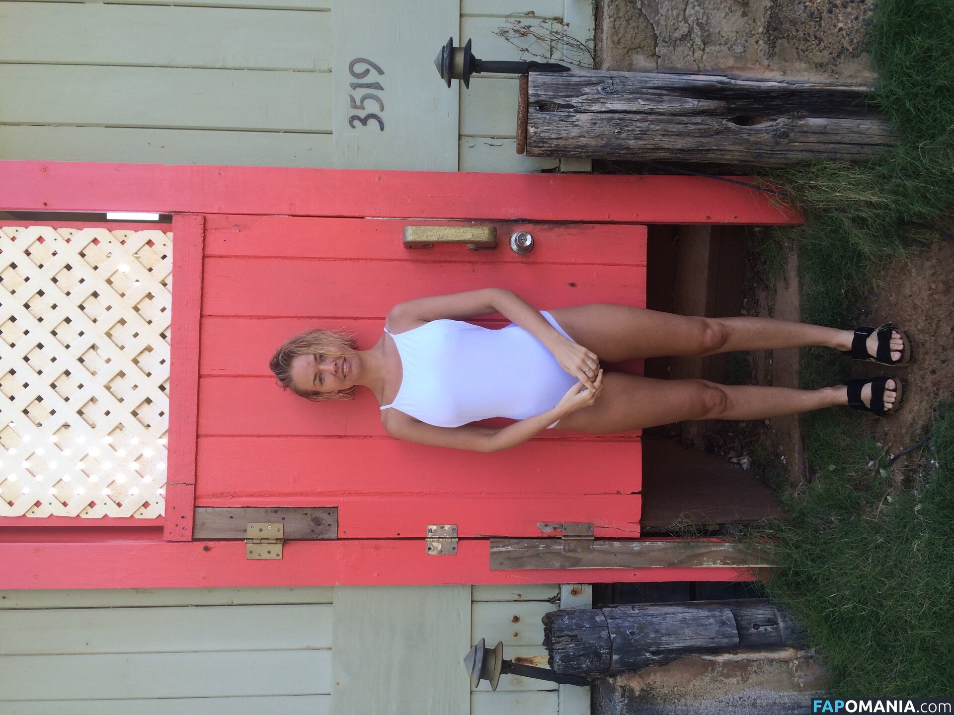 Lara Bingle Nudo Foto trapelata #345