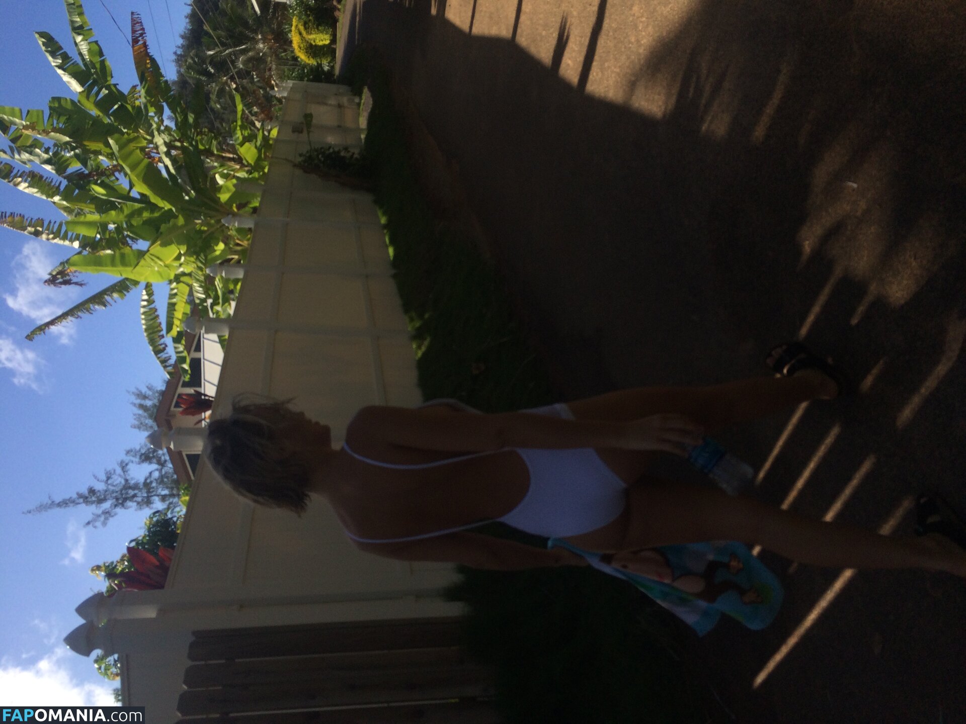 Lara Bingle Nudo Foto trapelata #348