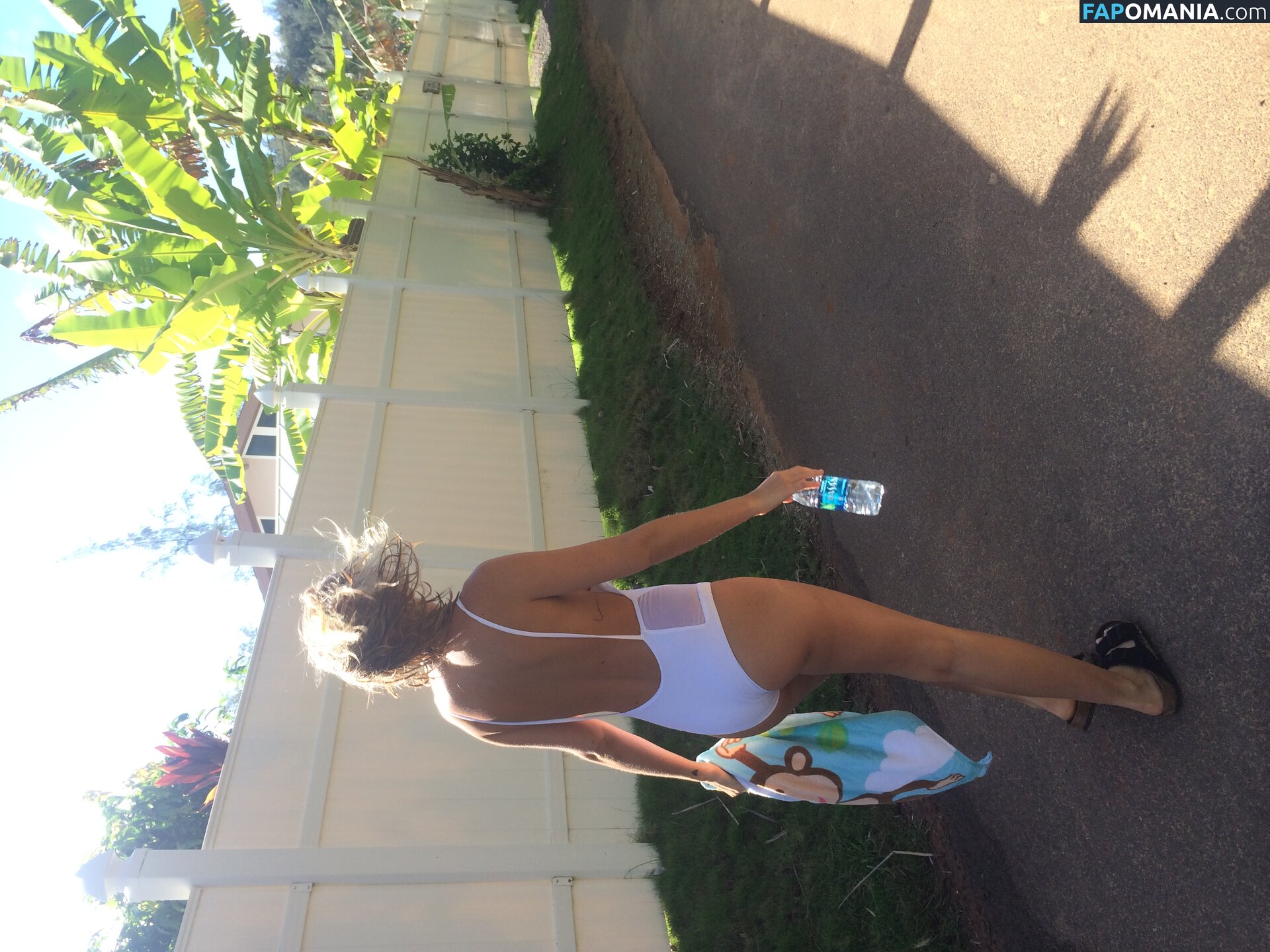 Lara Bingle Nudo Foto trapelata #350