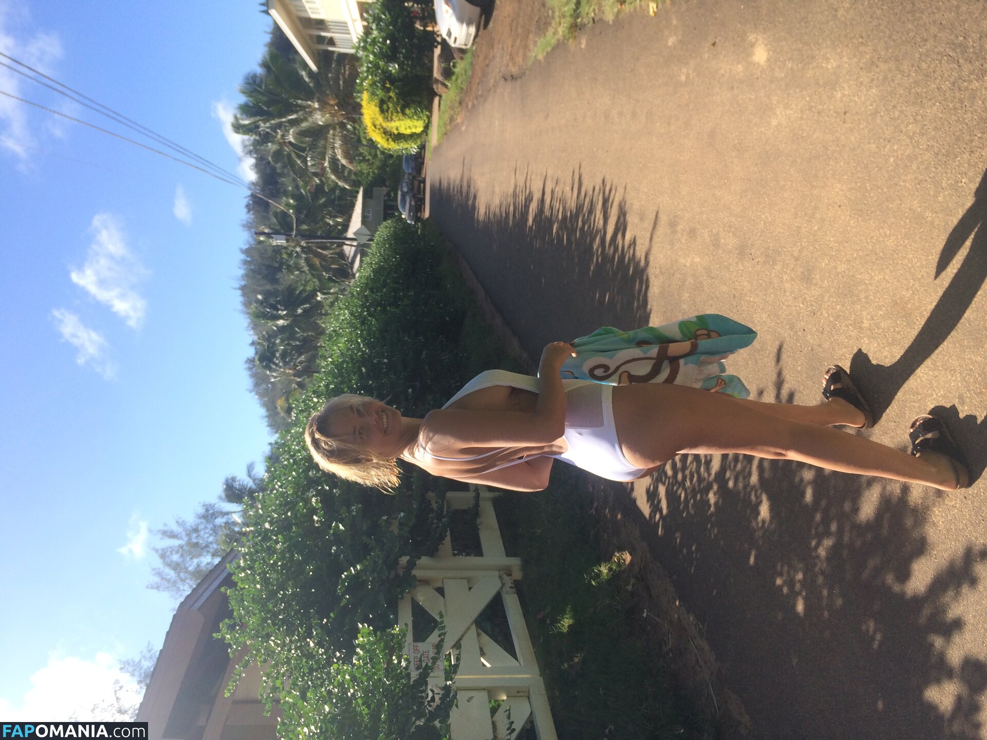 Lara Bingle Nudo Foto trapelata #360